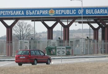 Residents Block Road to Lesovo Border Crossing in Elhovo, Bulgaria