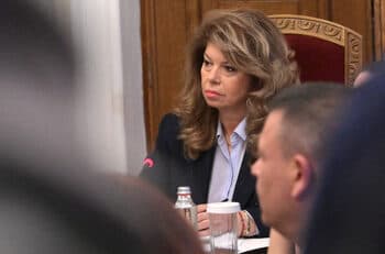 Yotova Affirms Her Position on Ukraine War Aligns with Radev's