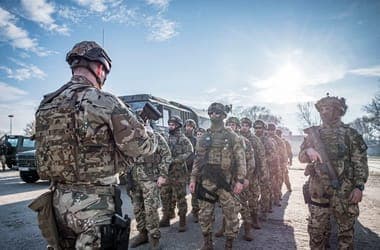 Hungarian Soldiers Deployed to Protect Energy Facilities