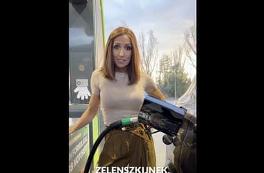 Hungarian Celebrities Campaign for Orbán and Offer Advice to Zelenskyy Amidst Election Season