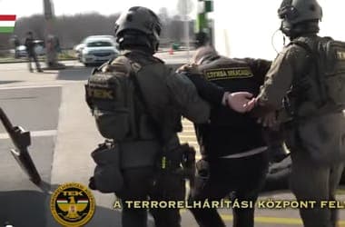 Hungarian Government Releases Video of Ukrainian Money Transporters' Arrest