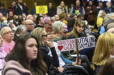 Hungarian government denies illness near battery factory in Göd