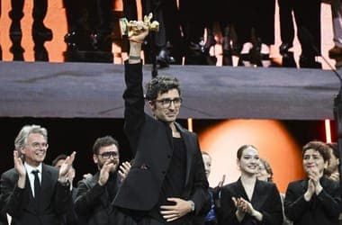 Ilker Catak új filmje kapta a Berlinale Arany Medve-díjat, Sandra Hüller lett a legjobb főszereplő