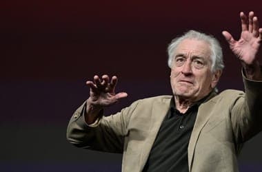 Robert De Niro Criticizes Donald Trump