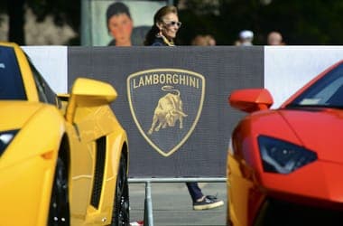 Lamborghini Abandons Electric Car Plans Despite Record Sales
