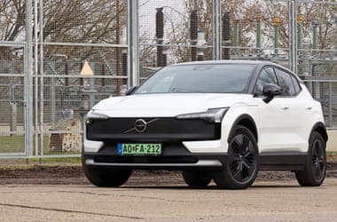 Volvo Unveils 428-hp EX30 CC, Outpacing Porsche 911 Carrera