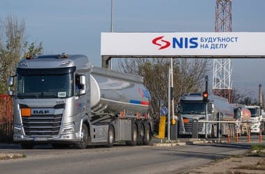 Meghosszabbította az engedélyt az USA, tovább mehet az olaj Szerbiába Horvátország felől