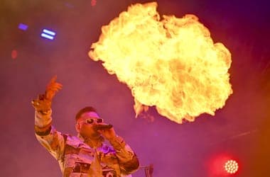 Desh röhög azon, hogy Orbán az ő zenéjét használta a romákhoz szóló videójában