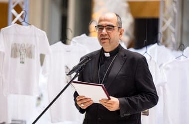 Hungarian Bishop Apologizes for Church Abuse