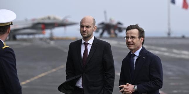 France warns Russia if responsible of drone buzzing aircraft carrier