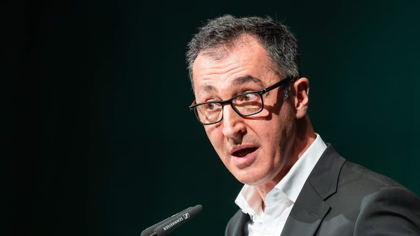 Cem Özdemir Aims to Defend Green Power in Baden-Württemberg