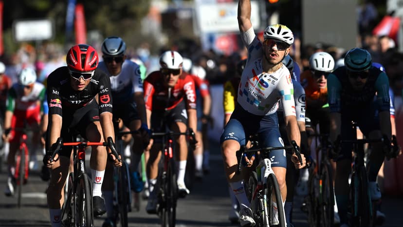 Mathieu Kockelmann Sprints to Finish with Top Cyclists