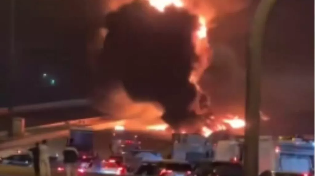 VIDEO US Embassy in Riyadh is Burning, Black Smoke Billows in the Diplomatic Quarter. Trump's Reaction Arrived