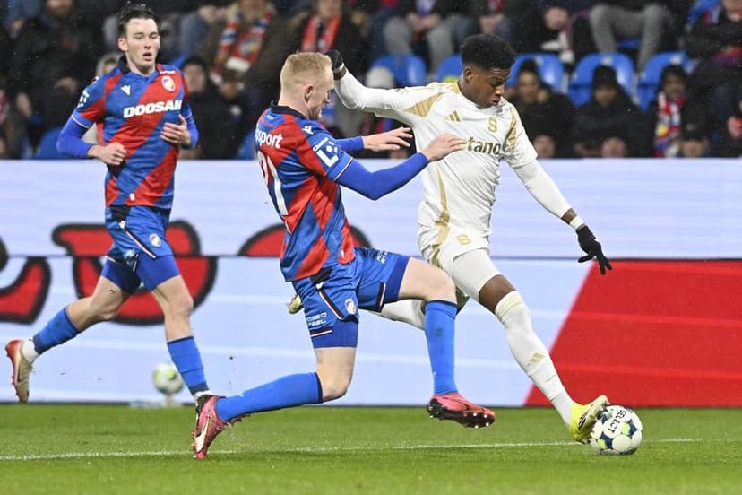 Viktoria Plzeň and Sparta Prague Draw in Czech First League