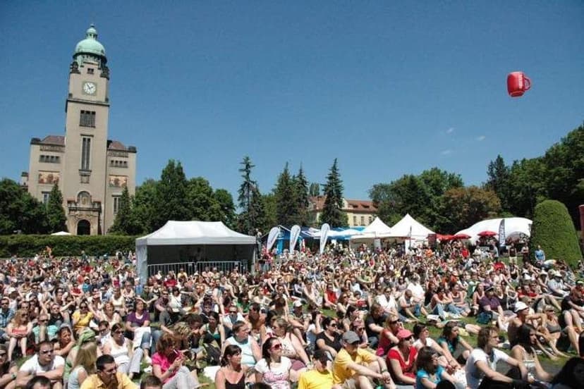 Mezi Ploty Festival to Feature Over 100 Performers, Including Lucie