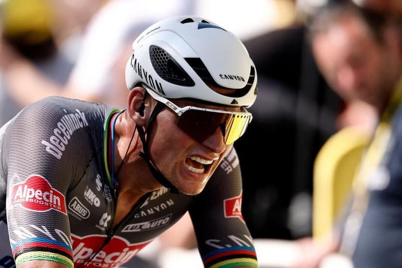 Belgická klasika otevřela cyklistickou sezonu. Při své premiéře vyhrál Van der Poel