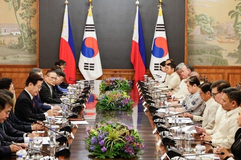 Lee, Philippine president discuss ways to forge closer economic ties - Yonhap News Agency