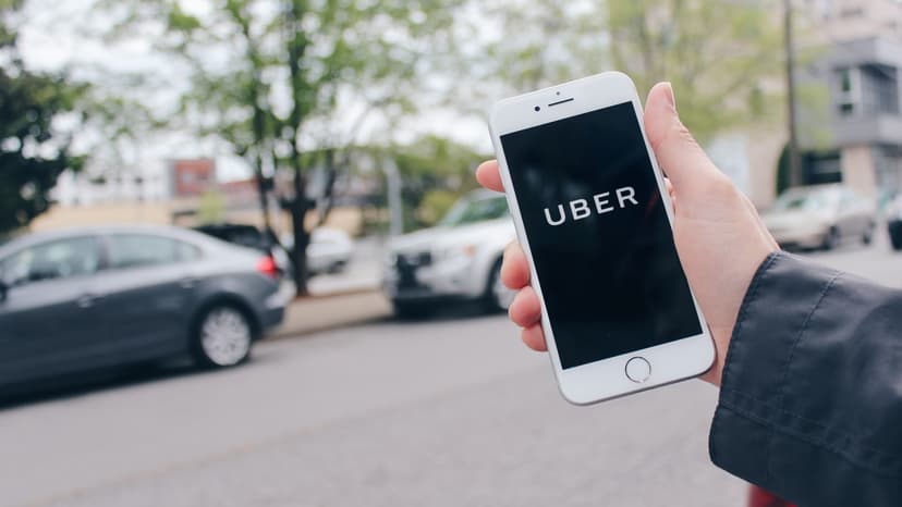 Uber Stock Drops 6.4% This Week After Earnings Miss and Robotaxi Expansion