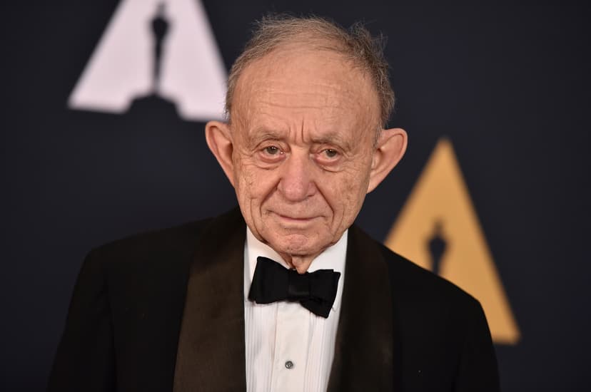 Frederick Wiseman, Oscar-Winning Filmmaker, Dies