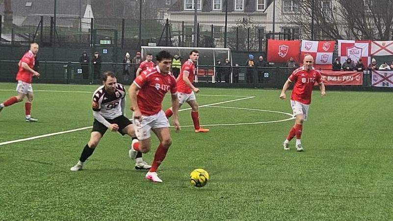 Jersey Bulls boost play-off hopes with Faversham win