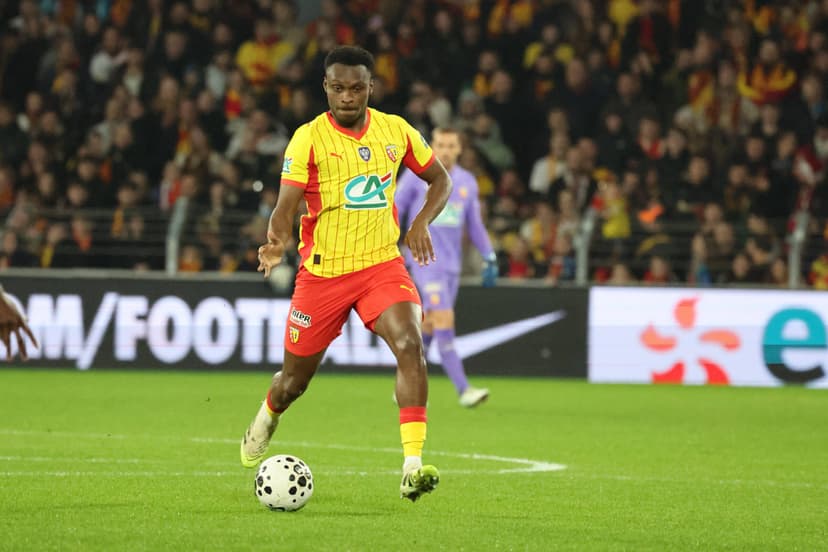 Report: Liverpool and Man City are in the race to sign £48m defender