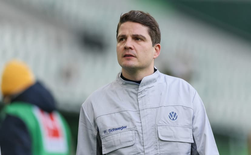 Wolfsburg sporting director Pirmin Schwegler evades questions about move to the bench