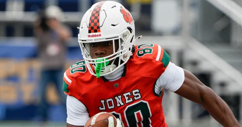 Orlando Jones Football to Play Santa Margarita Catholic in 2026