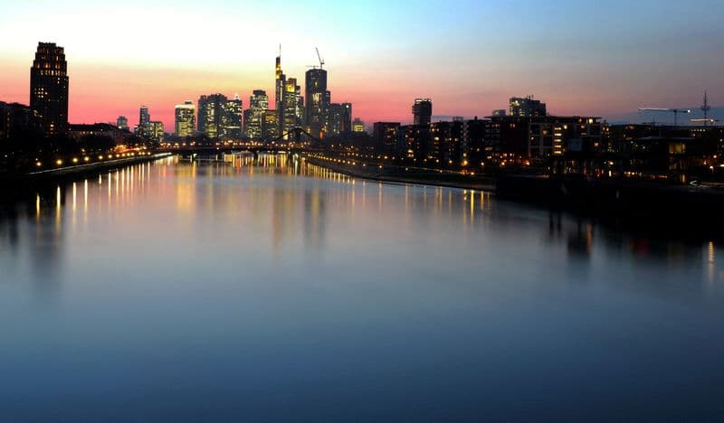 Global investors stay 'uber-bullish' but warn companies are overinvesting