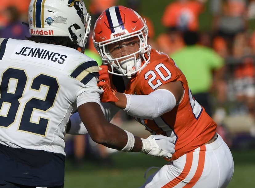 Bengals met with potential first-round pick Avieon Terrell at NFL Combine