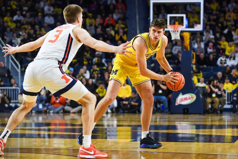 No. 3 Michigan at No. 10 Illinois College Basketball Preview