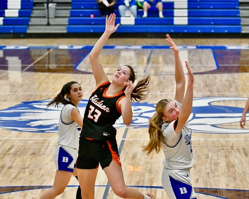 Hudson Girls Basketball Defeats Onsted with Strong Defensive Performance