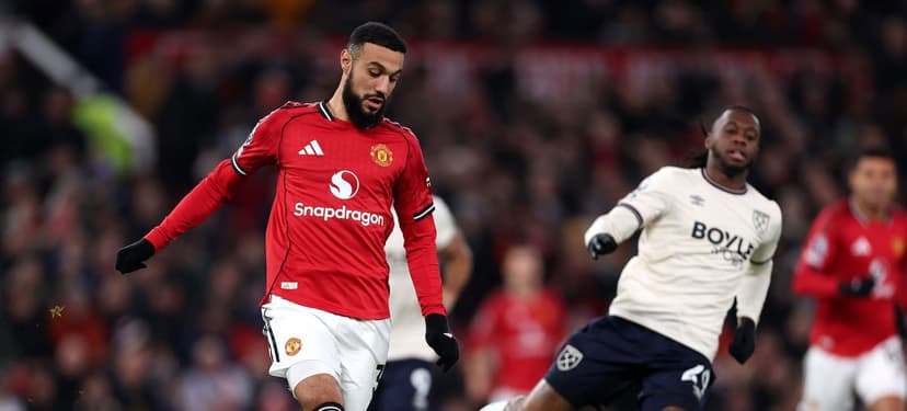 Carrick: Mazraoui highlights what he has noticed about United’s interim boss