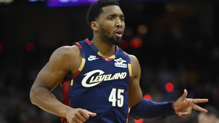 Donovan Mitchell Reacts to Chris Paul's Retirement