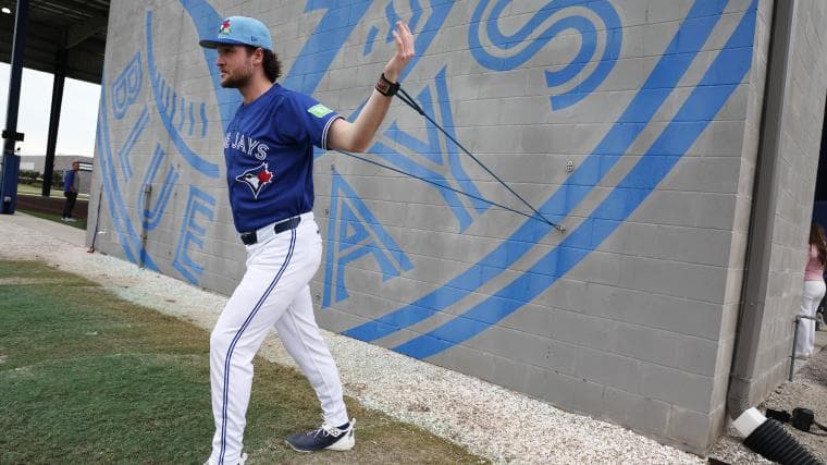 Blue Jays Video Highlights Difficulty of Hitting for Trey Yesavage