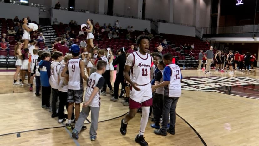 Roanoke Men’s Basketball outlasts Lynchburg 93-88 in OT