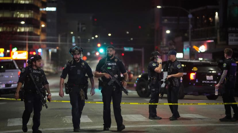 Texas bar shooting leaves 3 dead, 14 injured; FBI investigates terror link