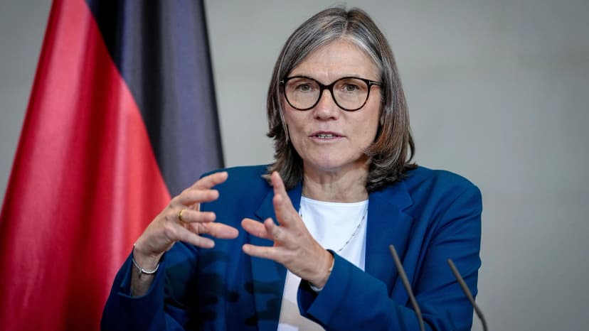 IG Metall leader criticizes social welfare reform debate, proposes economic solutions