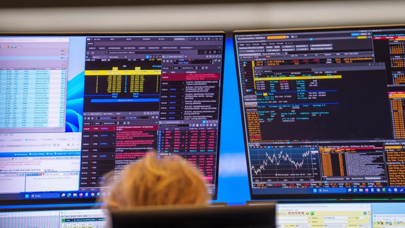 Treasury yields rise as oil prices spike