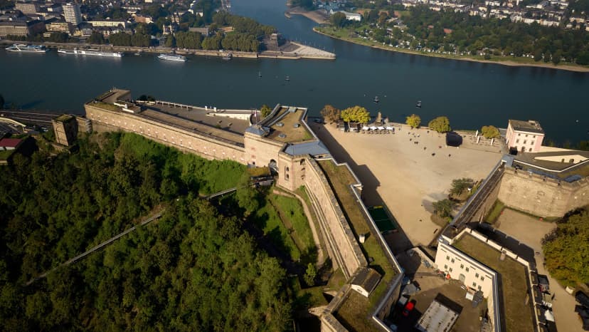 Arrest in 30-year-old murder case of US tourist Amy Lopez in Germany