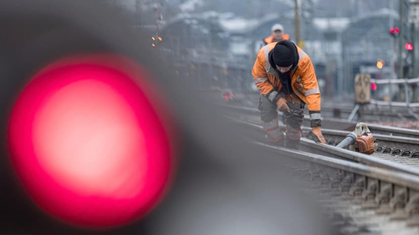 Debate Over German Working Hours Law