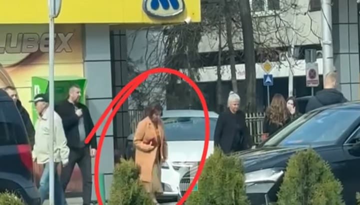 Macedonian President seen withdrawing money from ATM, security protocols followed