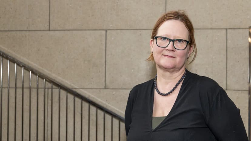 Icelandic political analysis: Left-wing struggles, right-wing gains momentum