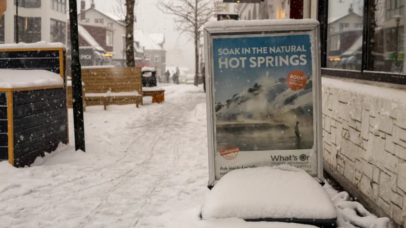 Icelandic Weather Forecast: Snow Showers in West, Clearing in Northeast