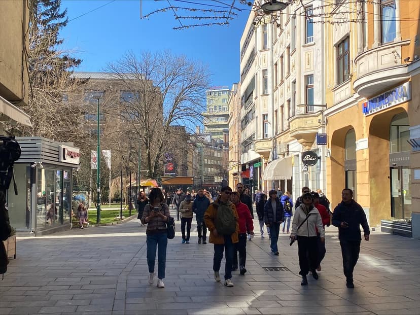 Bosnia and Herzegovina Prepares for Heatwave with Temperatures Up to 18 Degrees Celsius