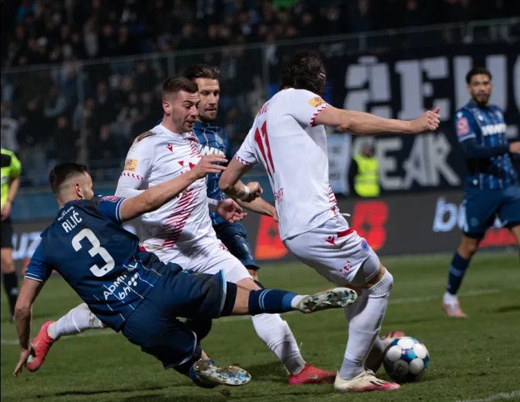 Zrinjski Takes Points from Grbavica Thanks to Tomi Jurić's Hat-trick