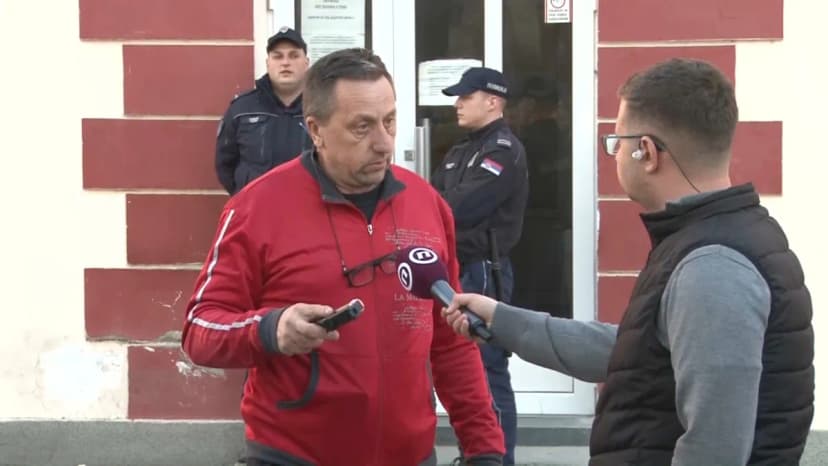 Serbian Farmers Arrested During Protest Blockade