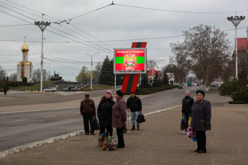 Transnistria Faces Economic Crisis, Budget Workers to Receive Salaries in Installments