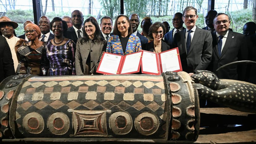 France Repatriates Stolen Colonial-Era 'Talking Drum' to Ivory Coast