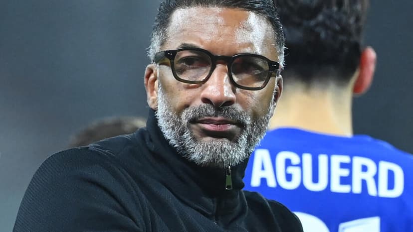 Habib Beye's Marseille Debut Ends in Loss to Brest