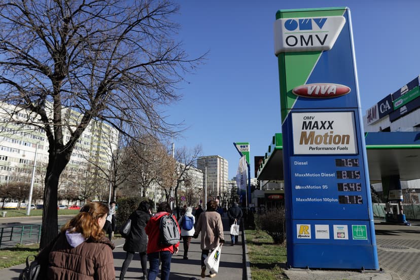 Prima scumpire la pompă în România, din cauza războiului în Orientul Mijlociu. Cât costă un litru de benzină și de motorină